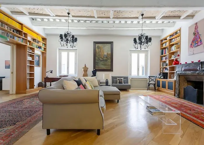 Angi's The New Luxury In Heart Roma